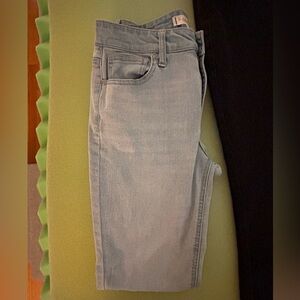 Women’s jeans